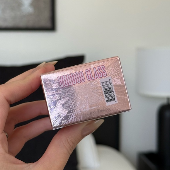 Jeffree Star Eye Gloss Powder in Voodoo Glass - Picture 3 of 8